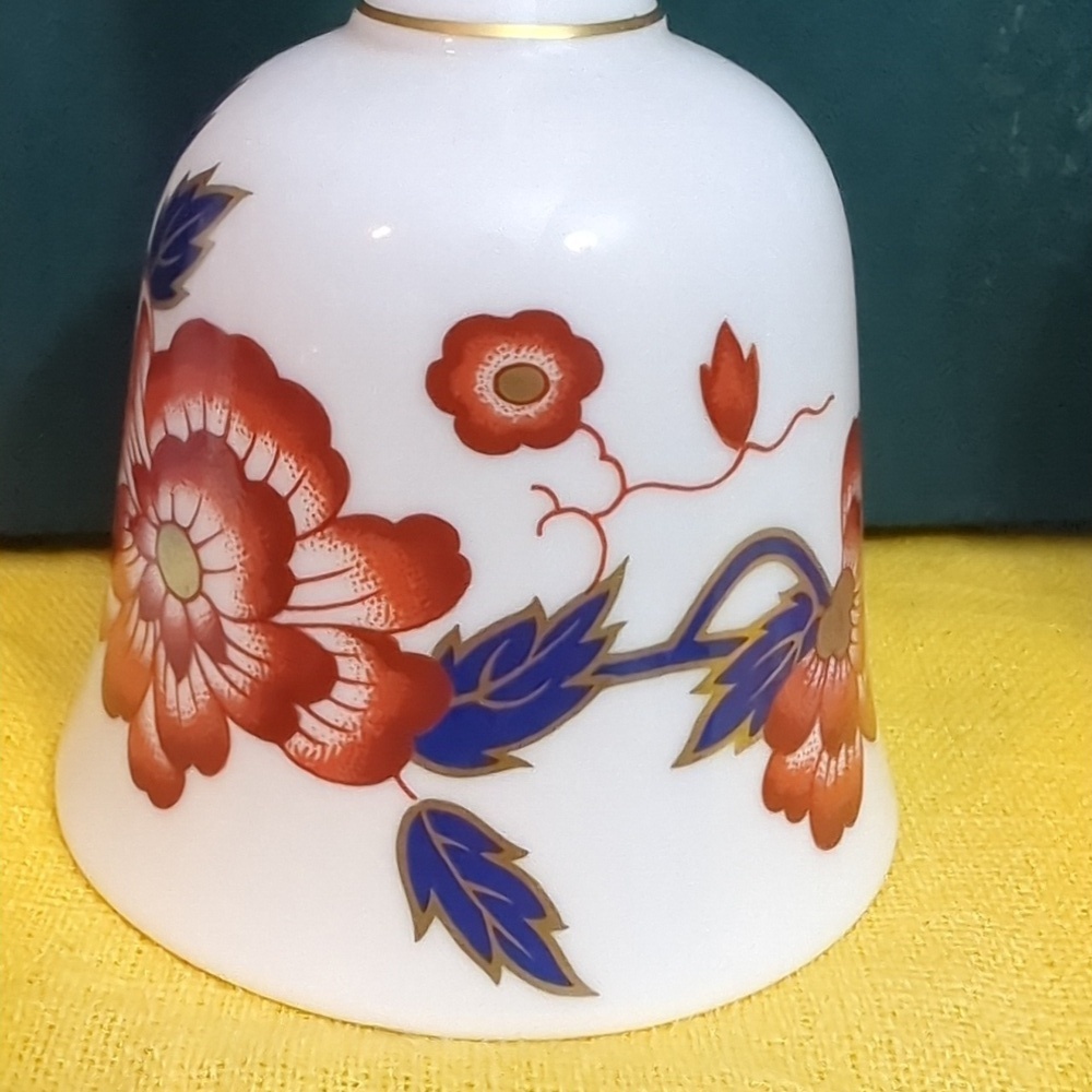 Danbury Mint Collectable Bell - Picture 3 of 4